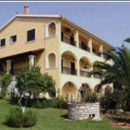 Nikoleta'S Corfu Apartments Gouvia Luaran gambar